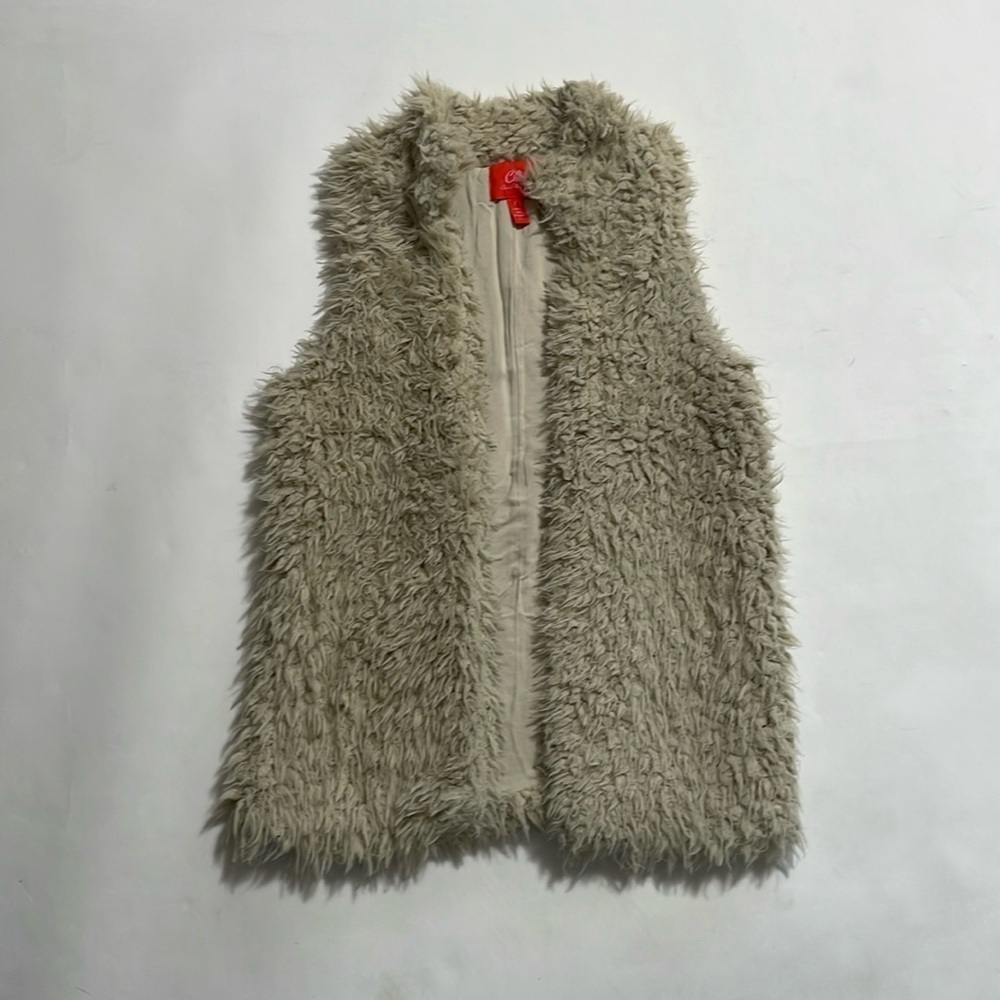 CHELSEA & VIOLET Sherpa vest